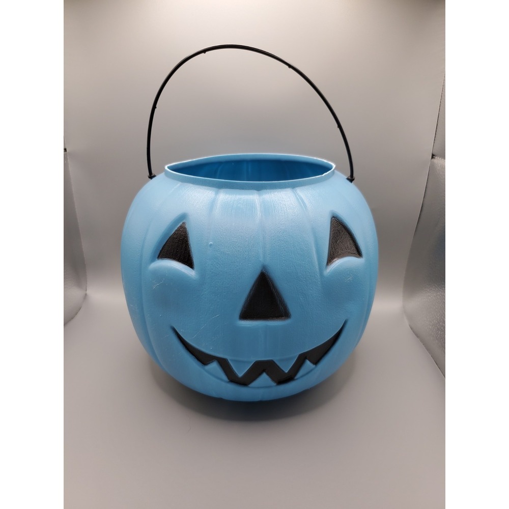 General Foam Plastics Blow Mold Blue Pumpkin Candy Bucket Pail Halloween